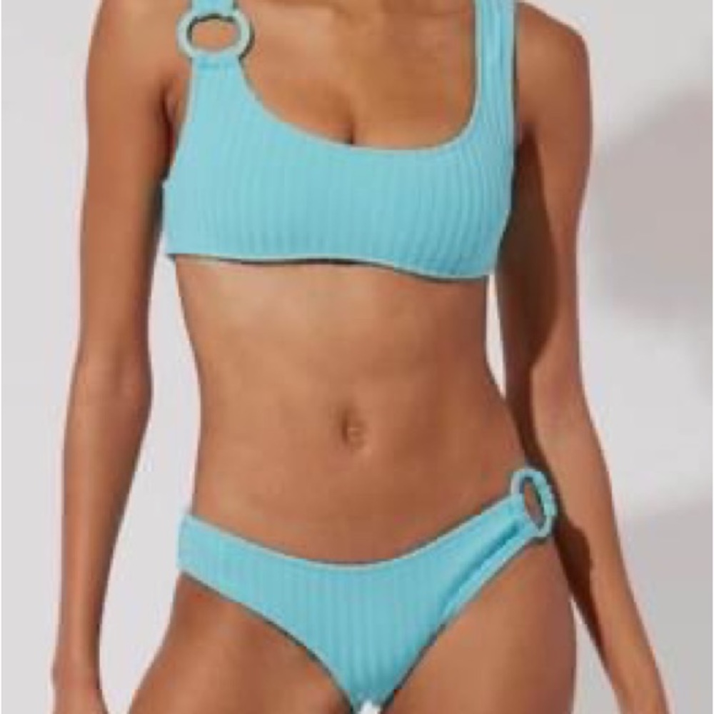 Solid and Stripes Elle Ring Swimsuit 
Greek Blue - Top size XL - Bottom size L